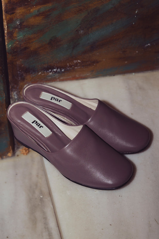 NAKED WEDGES, TAUPE